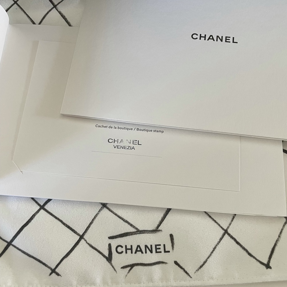 Chanel classic flap maxi bag caviar black w/gold - Picture 11 of 11